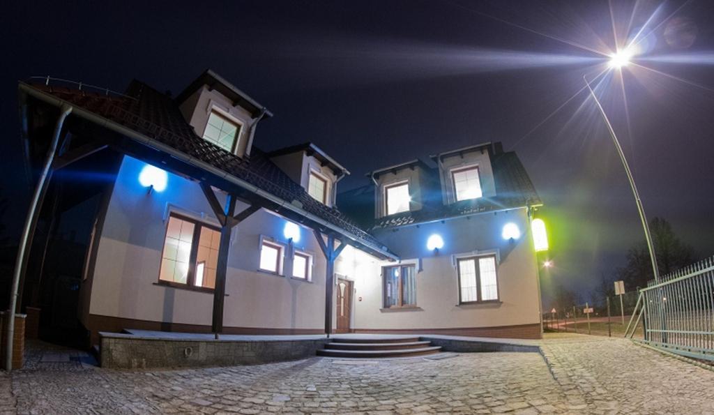 Hotel Vera Sulechów Exteriér fotografie
